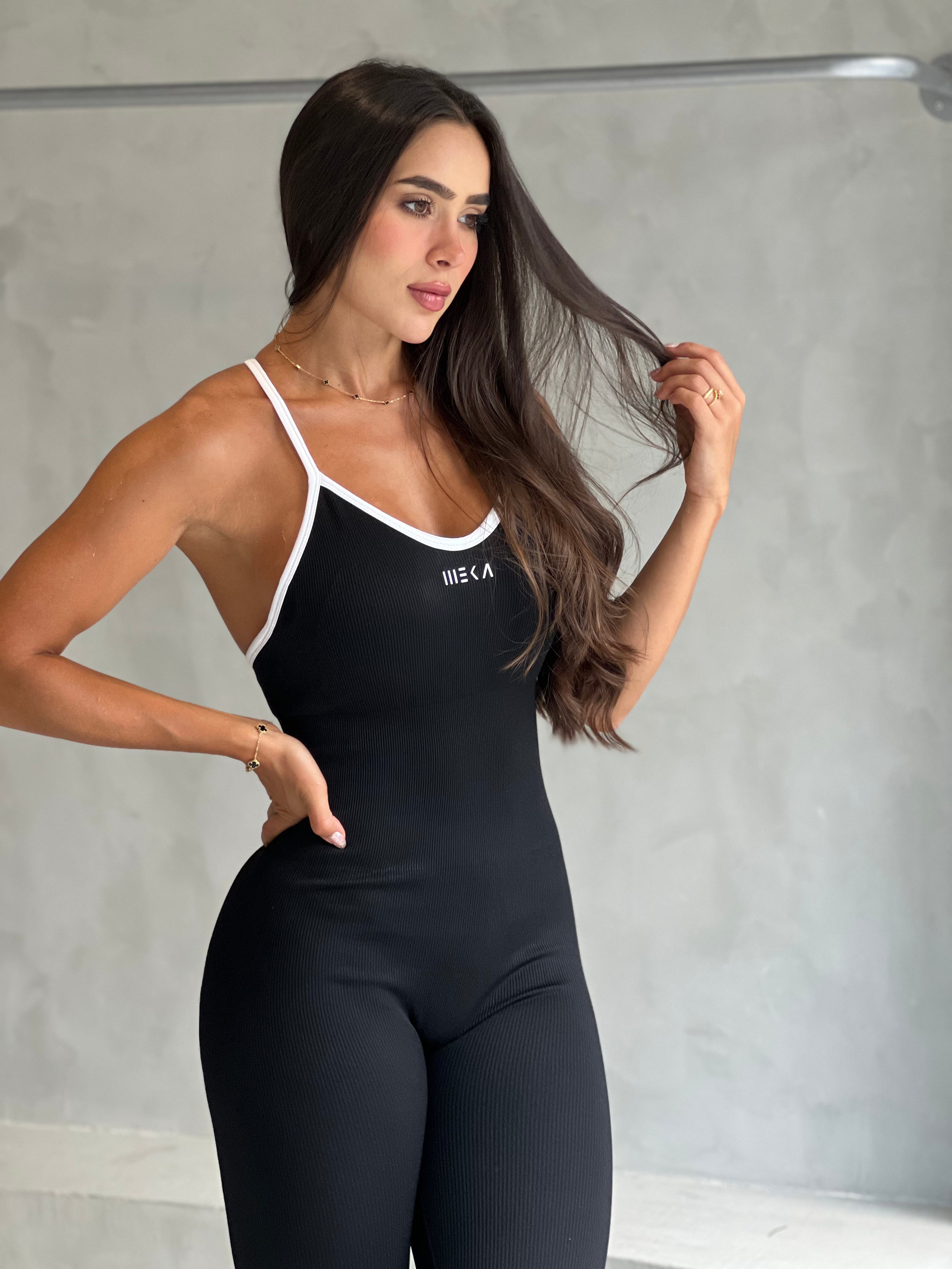 ENTERIZO SPANDEX BORDE BLANCO