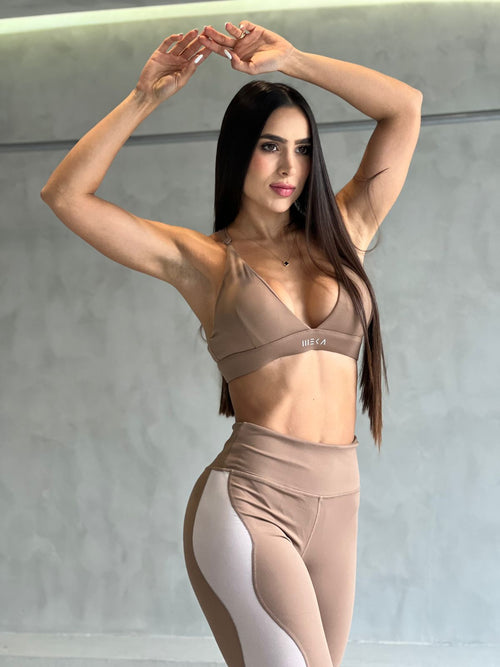 SET TOP TRIANGULO Y LEGGINS TRANSPARENCIA